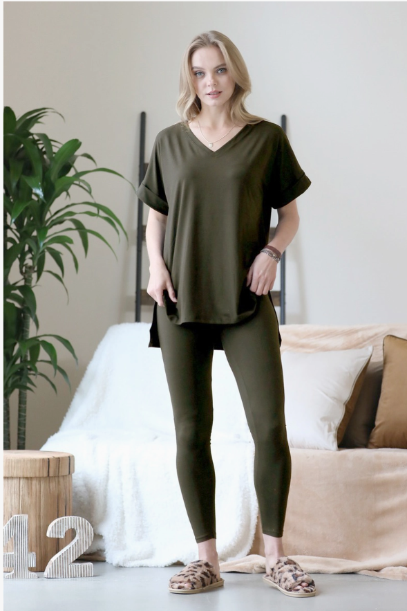Zenana Buttery Soft V-Neck Tunic & Leggings Set