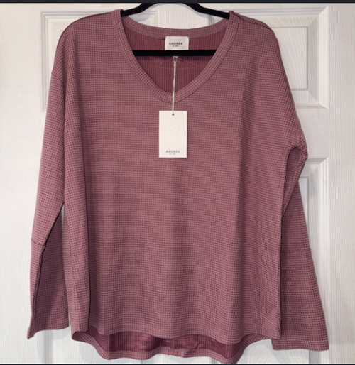 Andree by Unit Waffle Knit 3/4 Sleeve Henley Top